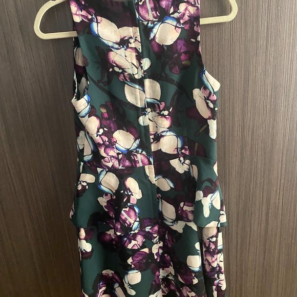 Green Floral Banana Republic Peplum Dress - Size 8 - Picture 3 of 7